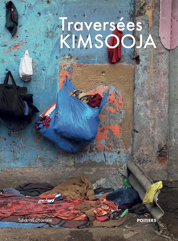 Travers&eacute;es \ Kimsooja